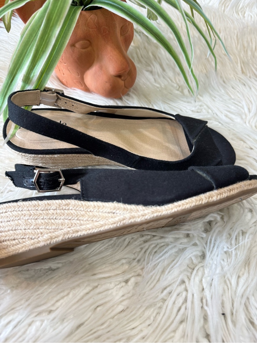 New🌿Life Stride Black Canvas Slingback Espadrille Wedges